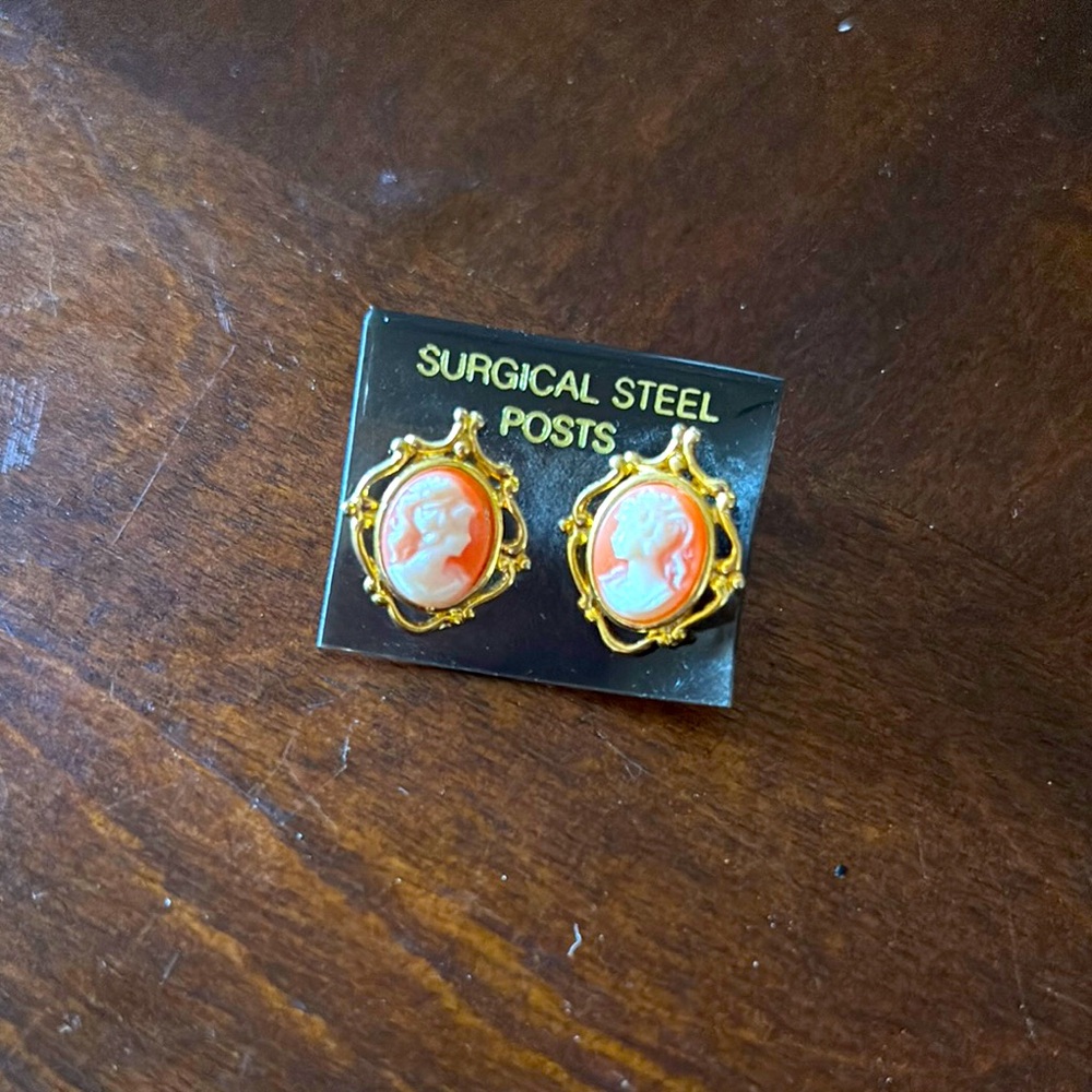 Vintage Gold & Peach White Lady Earrings | Rare Jewelry | Woman Posing Retro
